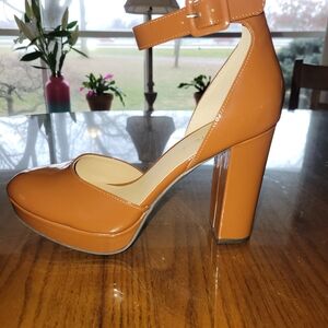 Sun + Stone Caramel Platforn Block Heel Pumps NEVER WORN